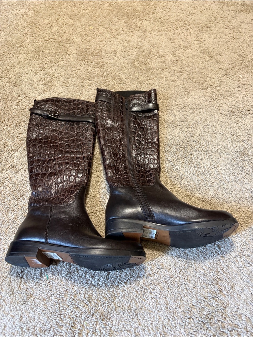 Clarks Hopedale Size 5.5 Wish Brown Leather Crocodile Embossed Knee Boots